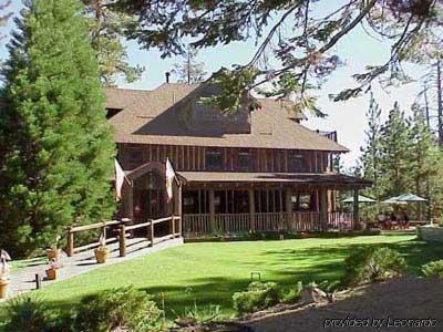Knickerbocker Mansion Country Inn ビッグ・ベアー・レイク エクステリア 写真
