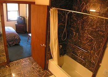 Knickerbocker Mansion Country Inn ビッグ・ベアー・レイク エクステリア 写真